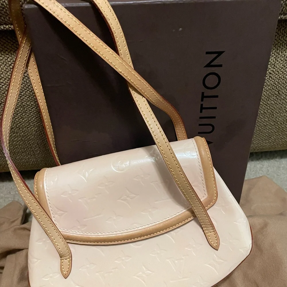 Louis Vuitton Pink Vernis “Biscayne Bay” - Picture 5 of 7